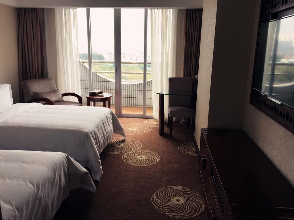גואנגג'ואו Guangxuan Hotel מראה חיצוני תמונה